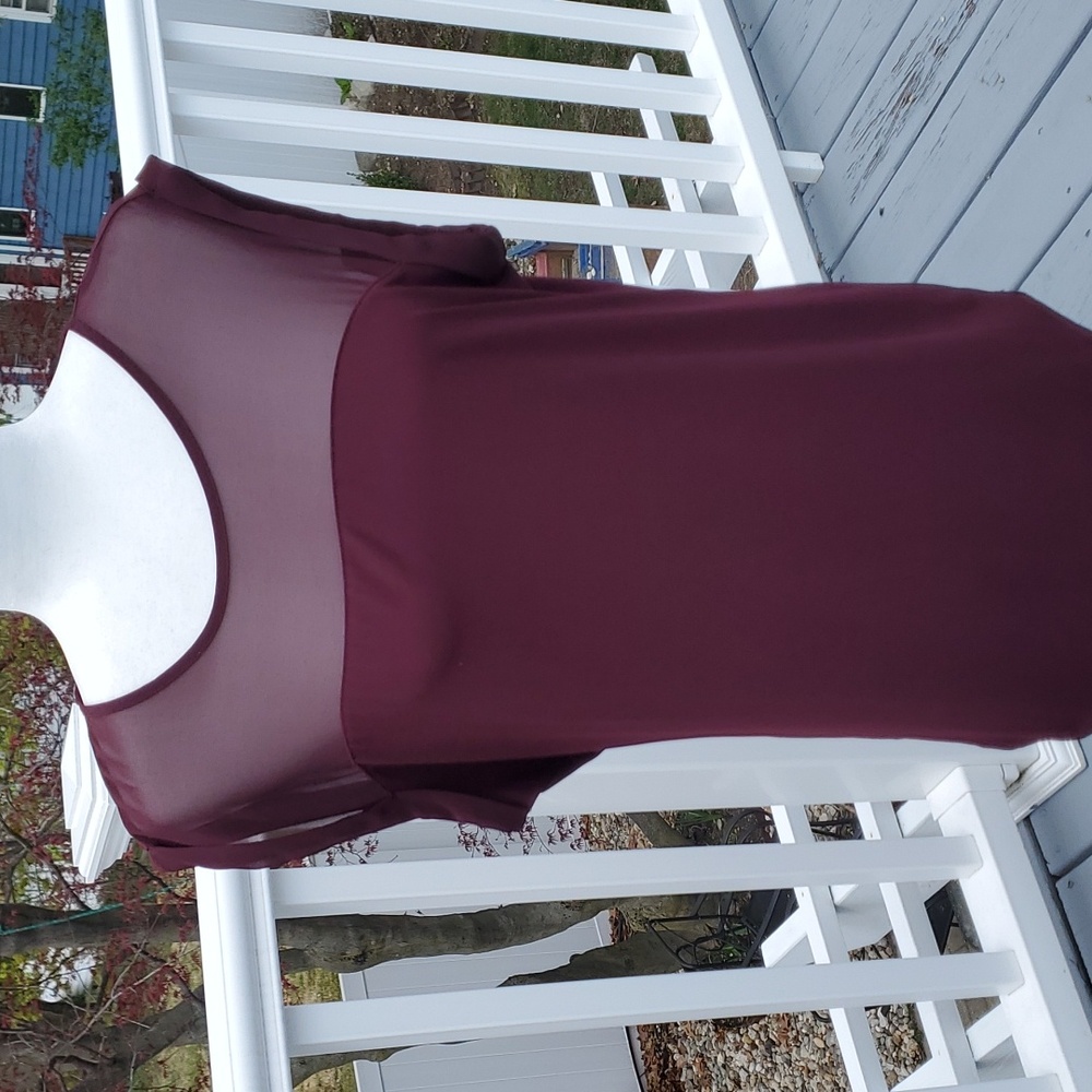 Black Friday Sale: New York & Company Stretch Sleeveless Shirt, Large, GUC